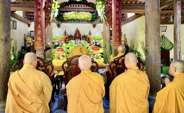 Thánh kính tưởng niệm bậc cao Tăng có nhiều đóng góp quan trọng đối với phong trào chấn hưng Phật giáo VN trong thế kỷ XX Thánh kính tưởng niệm bậc cao Tăng có nhiều đóng góp quan trọng đối với phong trào chấn hưng Phật giáo VN trong thế kỷ XX