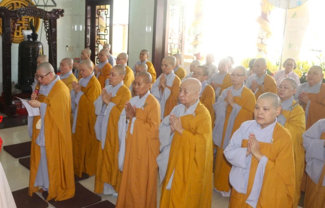 Môn đồ đệ tử tưởng niệm Ân sư Môn đồ đệ tử tưởng niệm Ân sư