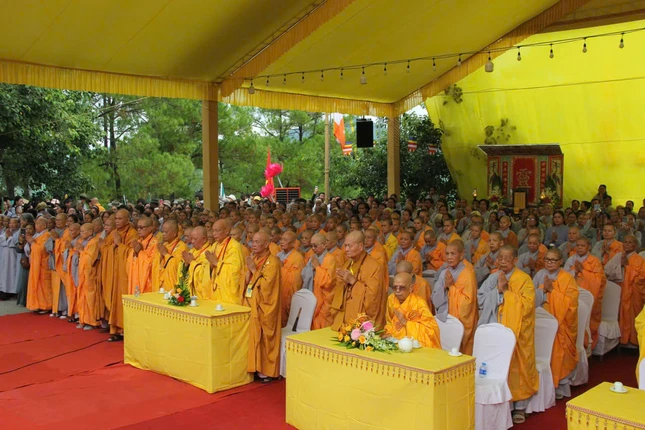 Nghi thức niệm Phật cầu gia hộ