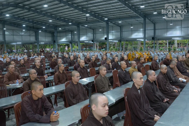 282 Tăng, Ni thí sinh dự thi tuyển sinh cử nhân Phật học khóa XXI