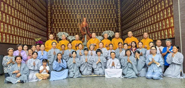 Lưu niệm tại Địa Tạng các - chùa Phổ Quang (P.Tân Sơn Hòa, TP.HCM) Lưu niệm tại Địa Tạng các - chùa Phổ Quang (P.Tân Sơn Hòa, TP.HCM)