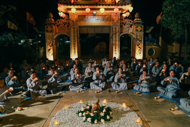 Cùng cầu nguyện