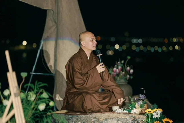 Thượng tọa trụ trì Thích Đồng Ngộ chia sẻ về mẹ