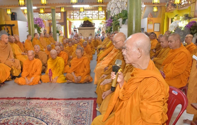 Trưởng lão Hòa thượng Thích Giác Giới chia sẻ tại lễ truy niệm