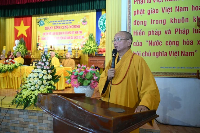 Hòa thượng Thích Quảng Hà sách tấn Tăng Ni an cư