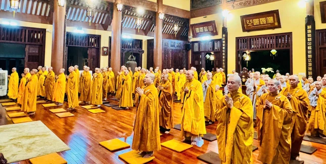 Chư Tăng Ni trú xứ các phường Tân Sơn Hòa, Tân Sơn Nhất, Tân Hòa, Bảy Hiền, Tân Bình và Tân Sơn tham dự Chư Tăng Ni trú xứ các phường Tân Sơn Hòa, Tân Sơn Nhất, Tân Hòa, Bảy Hiền, Tân Bình và Tân Sơn tham dự