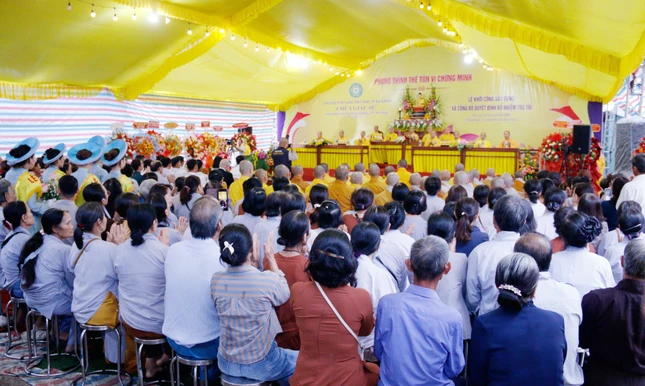 Quang cảnh buổi lễ