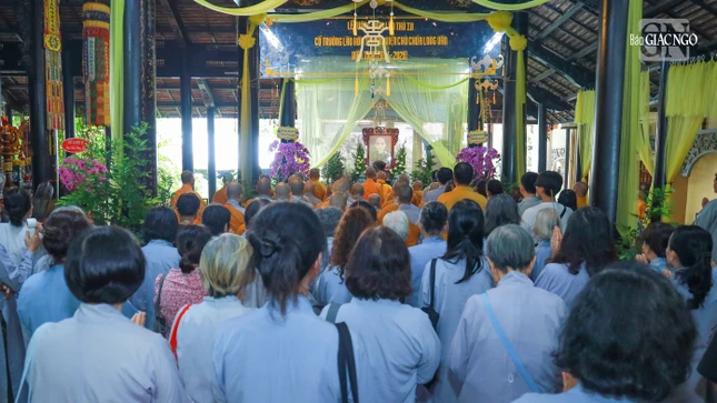 Thành kính tưởng niệm vị giáo phẩm với nhiều dấu ấn gắn liền với buổi đầu thành lập GHPGVN và Phật giáo Q.Bình Thạnh (cũ)