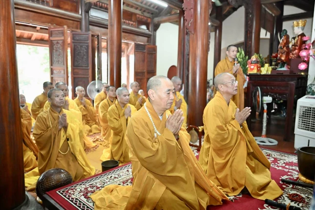 Lễ Tạ pháp khép lại mùa An cư Kết hạ tại trường hạ chùa Bút Thượng