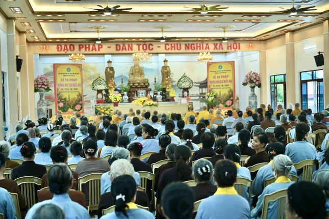 Tại trường hạ chùa Hòa Lạc, phường Hà Nam