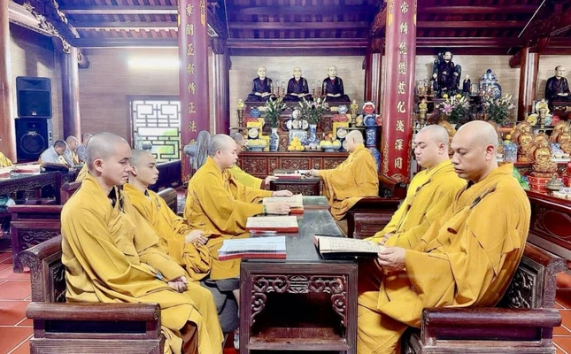 Lễ tạ pháp tại trường hạ chùa Tây Lạc