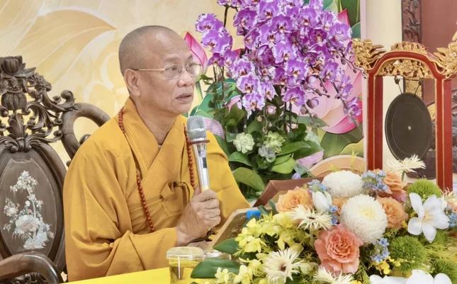 Hòa thượng Thích Quảng Hà sách tấn chư tôn đức Tăng Ni hành giả