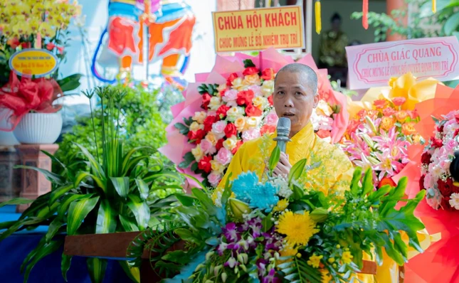 Thượng tọa Thích Thanh Bảo công bố quyết định bổ nhiệm trụ trì chùa Giác Nguyên Thượng tọa Thích Thanh Bảo công bố quyết định bổ nhiệm trụ trì chùa Giác Nguyên