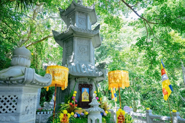 Bảo tháp Hòa thượng Thích Thiện Nguyện Bảo tháp Hòa thượng Thích Thiện Nguyện