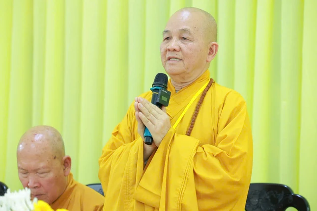 Hòa thượng Thích Minh Thiện ban đạo từ