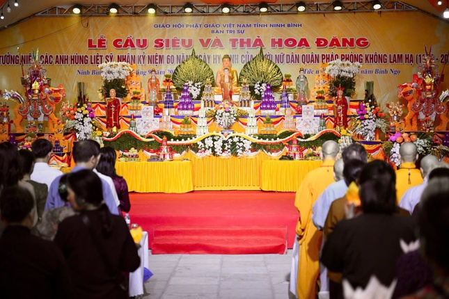 Quang cảnh buổi lễ tưởng niệm