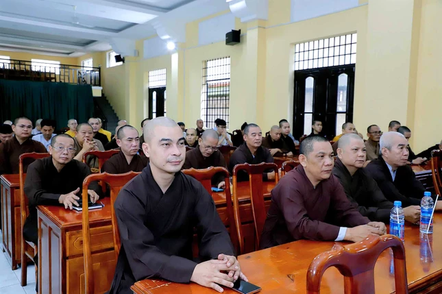 Đại biểu tham dự Đại biểu tham dự