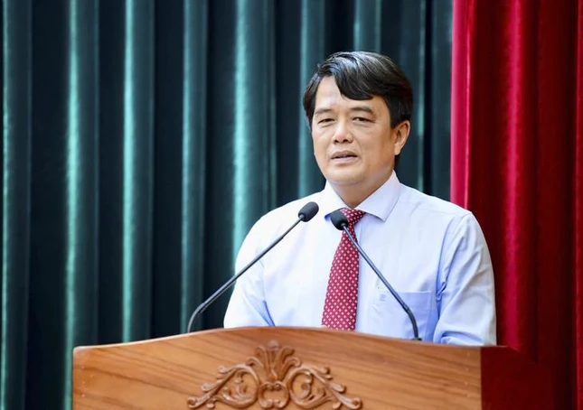 Tân Trưởng ban Tuyên giáo Thành ủy TP.HCM Bùi Thanh Nhân phát biểu nhận nhiệm vụ - Ảnh: Quang Định Tân Trưởng ban Tuyên giáo Thành ủy TP.HCM Bùi Thanh Nhân phát biểu nhận nhiệm vụ - Ảnh: Quang Định