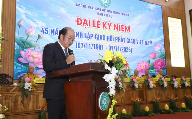 Phó Chủ tịch UBND TP.Huế Nguyễn Văn Mạnh phát biểu Phó Chủ tịch UBND TP.Huế Nguyễn Văn Mạnh phát biểu