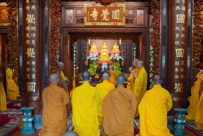 Khóa lễ cung tiến Giác linh Hòa thượng Thích Long Trí