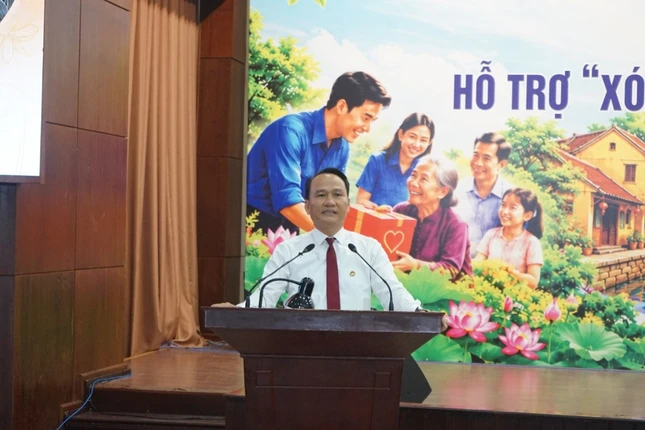 Chủ tịch Ủy ban MTTQVN TP.Đà Nẵng Nguyễn Đình Vĩnh phát biểu Chủ tịch Ủy ban MTTQVN TP.Đà Nẵng Nguyễn Đình Vĩnh phát biểu
