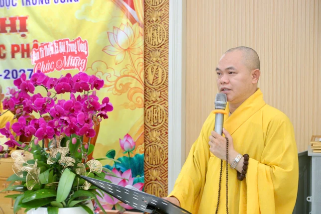 Thượng tọa Thích Quảng Pháp phát biểu khai mạc Thượng tọa Thích Quảng Pháp phát biểu khai mạc