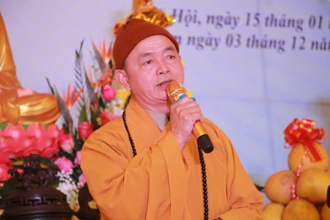 Thượng tọa Thích Thanh Hòa ban đạo từ