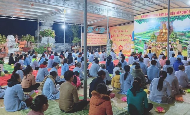 Lễ Phật thành đạo tại chùa Yên Thái Lễ Phật thành đạo tại chùa Yên Thái