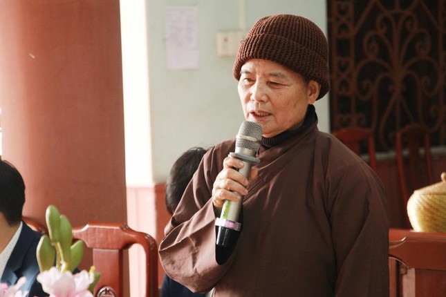 Ni sư Thích Đàm Thoa - Phó Ban Trị sự GHPGVN tỉnh Thái Bình, Trưởng Phân ban Ni giới phát biểu