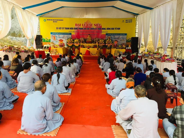 Toàn cảnh Đại lễ cầu siêu