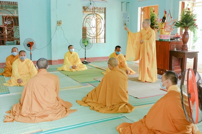 Đại đức Thích Pháp Tánh, Trưởng ban Nghi lễ Phật giáo huyện Phú Ninh xướng nội ngoại giới Đại đức Thích Pháp Tánh, Trưởng ban Nghi lễ Phật giáo huyện Phú Ninh xướng nội ngoại giới