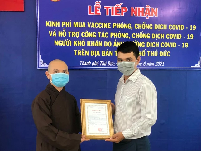 Ông Nguyễn Văn Hậu, Phó Chủ tịch UBMTTQVN TP.Thủ Đức gửi thư cảm ơn đến các cơ sở tự viện