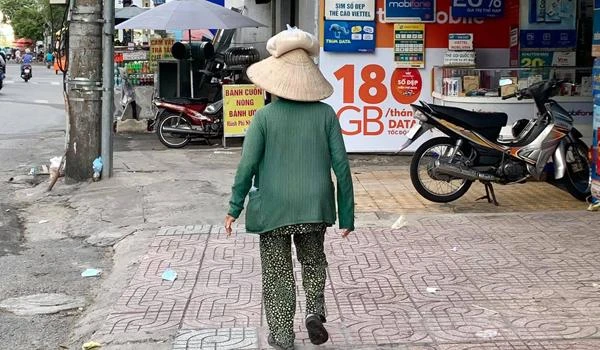 :Ảnh chụp chiều 16-6 trên đường Cách mạng tháng 8, phường 12, quận 10, TP.HCM