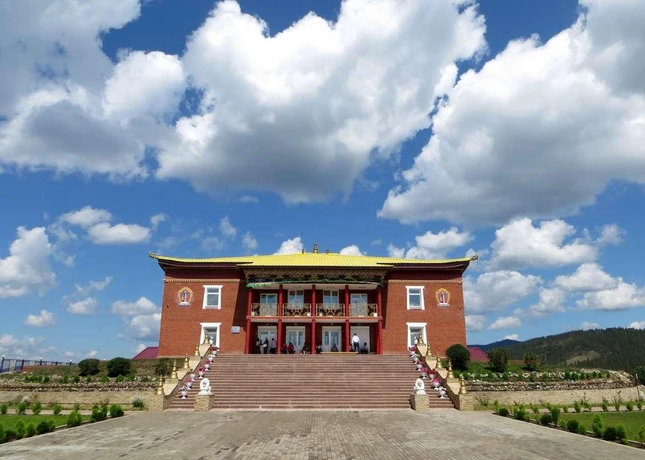 Tu viện trung tâm Datsan Rinpoche Bagsha