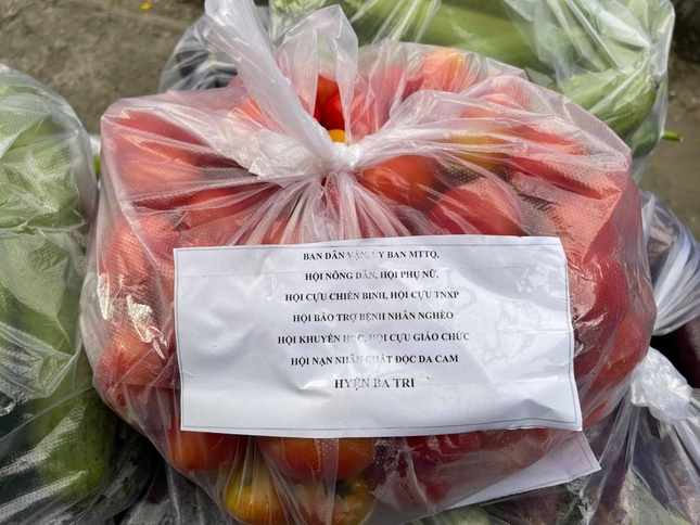 Những món quà nghĩa tình