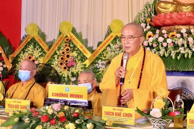 Hòa thượng Thích Khế Chơn ban đạo từ