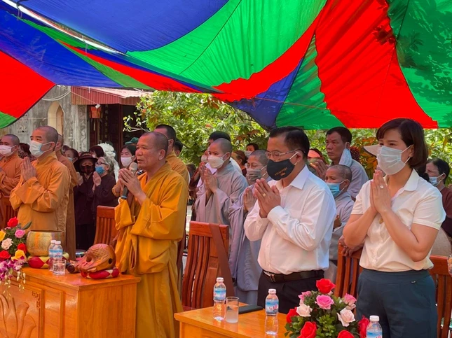 Niệm Phật cầu gia hộ