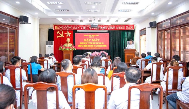 Quang cảnh buổi gặp mặt Quang cảnh buổi gặp mặt