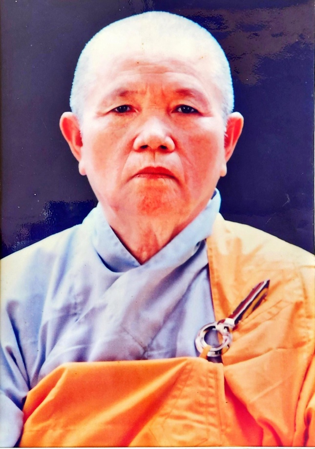 Chân dung Ni trưởng Thích nữ Như Thành