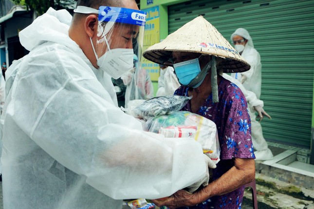 Cùng nhau đi qua mùa dịch