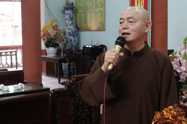 Thượng tọa Thích Thanh Hòa phát biểu khai mạc kỳ khảo hạch, động viên các giới tử