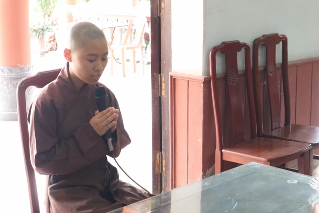 Giới tử Sa-di-ni trả lời các câu hỏi liên quan đến 24 chương uy nghi, các bài cảnh sách...