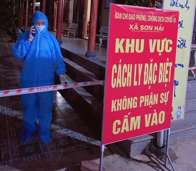 Khẩn trương hoàn thiện các phần việc khu cách ly tập trung tại chùa Yên Thái ngay trong đêm 2-10