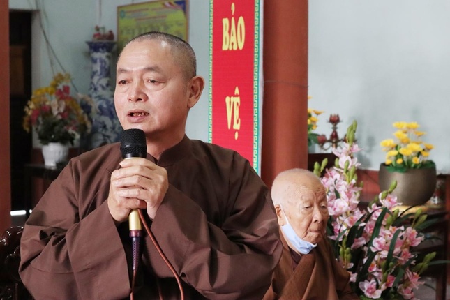 Thượng tọa Thích Thanh Hòa phát biểu khai mạc