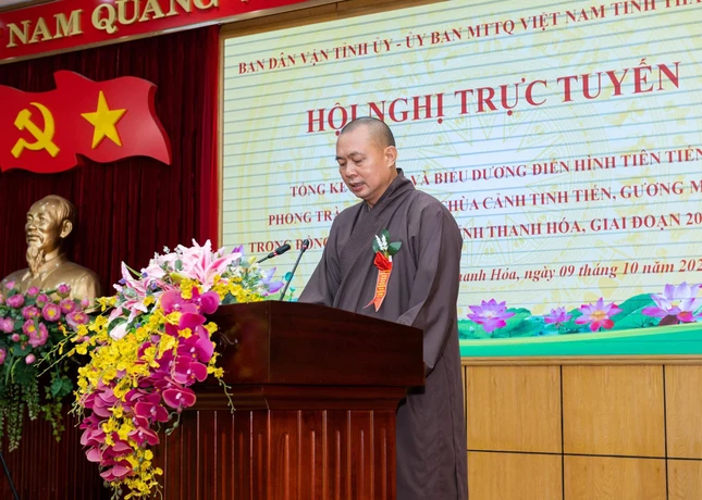 Thượng tọa Thích Tâm Đức phát biểu tại hội nghị
