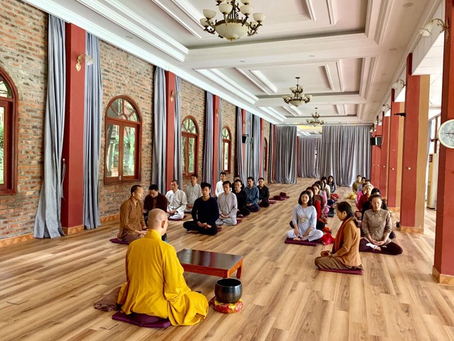 Thực tập tọa thiền