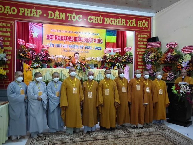 Tân Ban Trị sự Phật giáo huyện Long Hồ ra mắt hội nghị