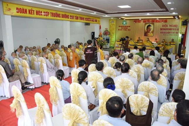 Quang cảnh hội nghị