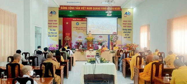 Quang cảnh buổi lễ Quang cảnh buổi lễ