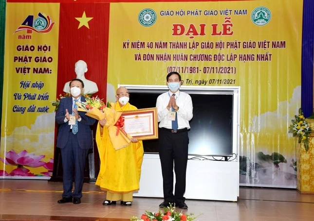 Hòa thượng Thích Thiện Tấn có quyết định của được tặng Huân chương Lao động hạng Ba của Chủ tịch nước